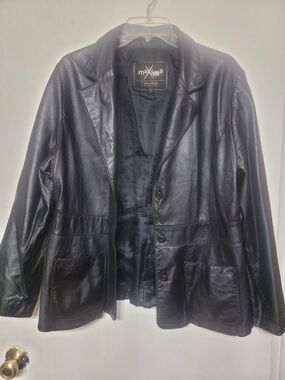 maxima Black Leather Blazer Jacket